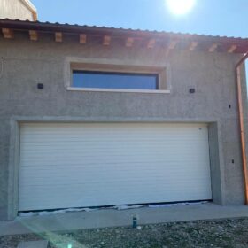 porte sezionali Carpenteria Jecla Montichiari (Brescia)