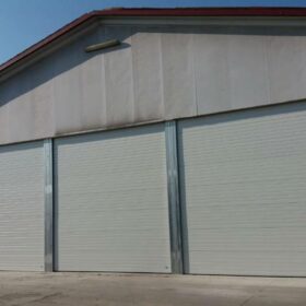 porte sezionali Carpenteria Jecla Montichiari (Brescia)